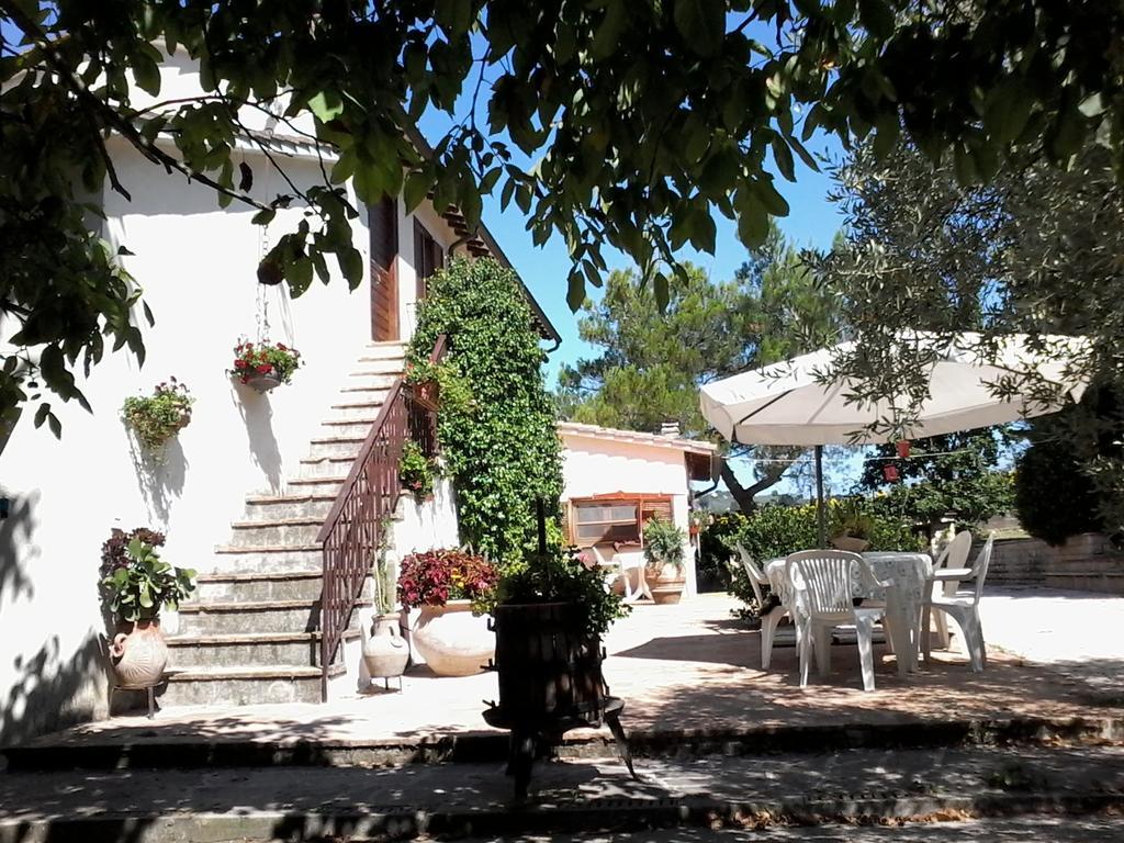 Bed And Breakfast Casale Isorella San Gemini Exterior photo
